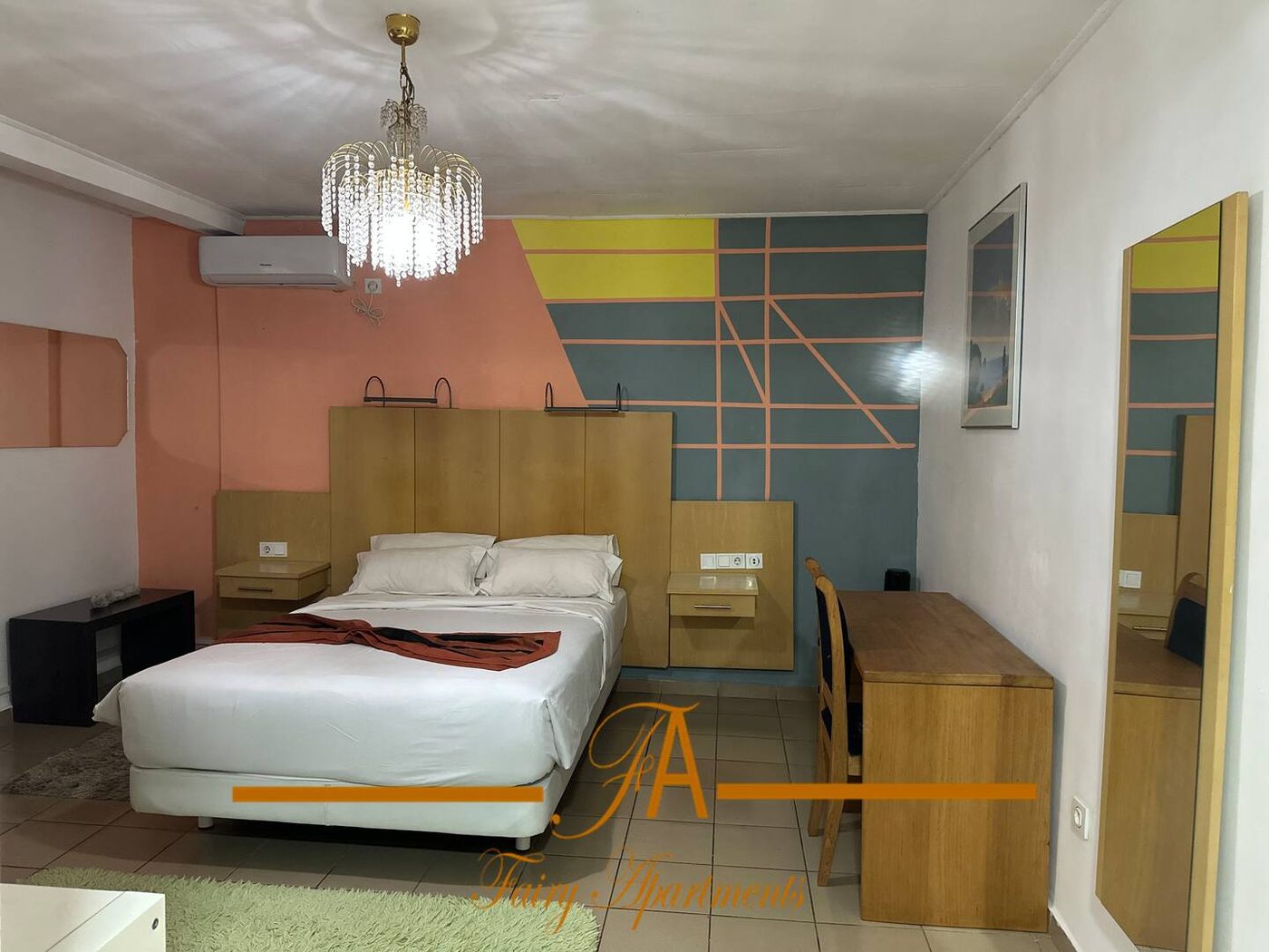 Chambre Double Deluxe — Bureau